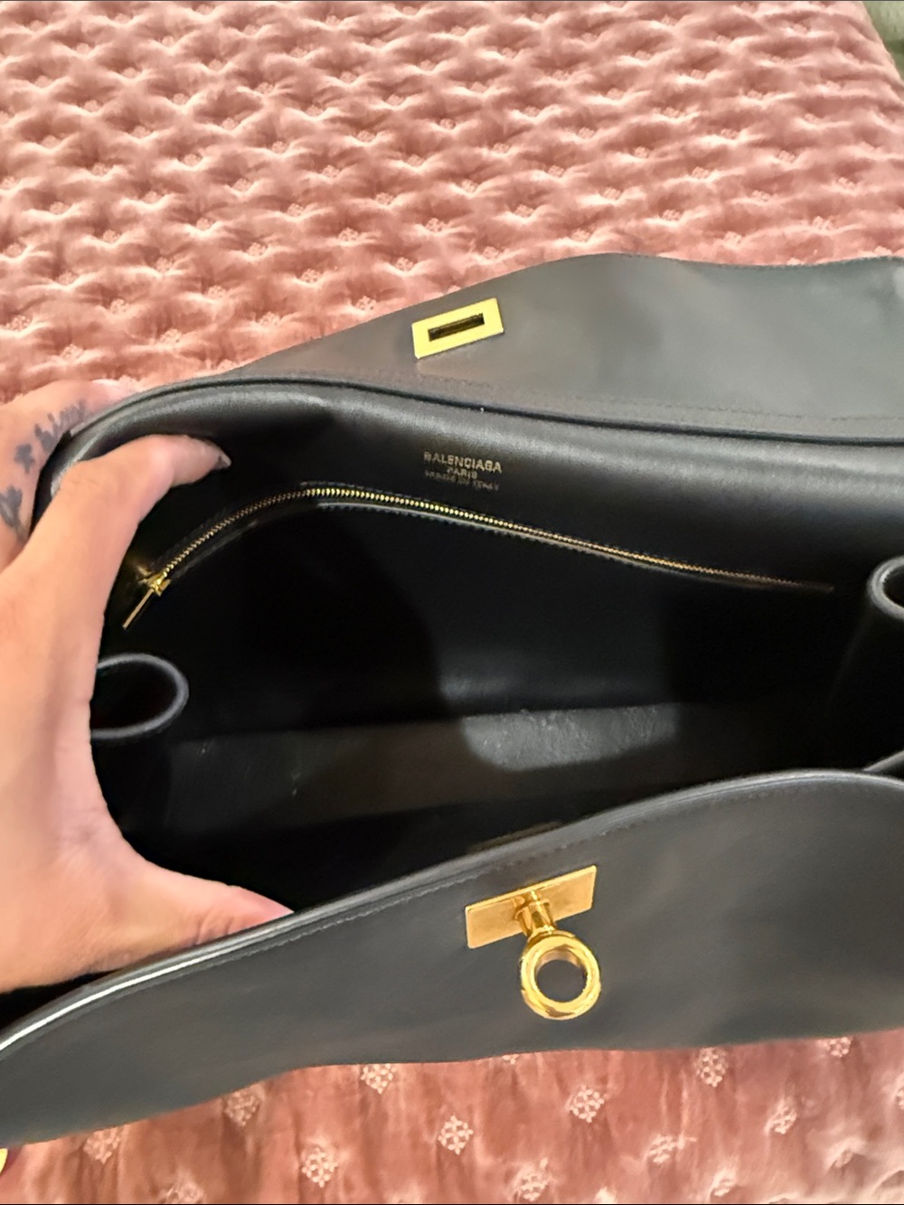 Balenciaga Rodeo Bag Medium Gold Hardware - Picture 7 of 11